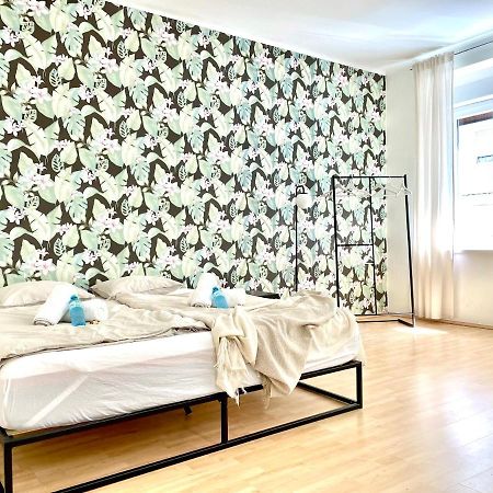 גראץ Central Comfy Apartment - Self Check-In מראה חיצוני תמונה